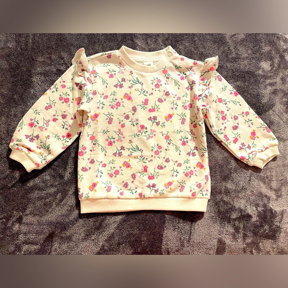 H&M. Child sweater.